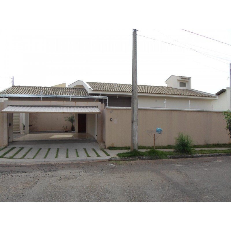 CASA BAIRRO SÃO CARLOS - DRACENA/SP
